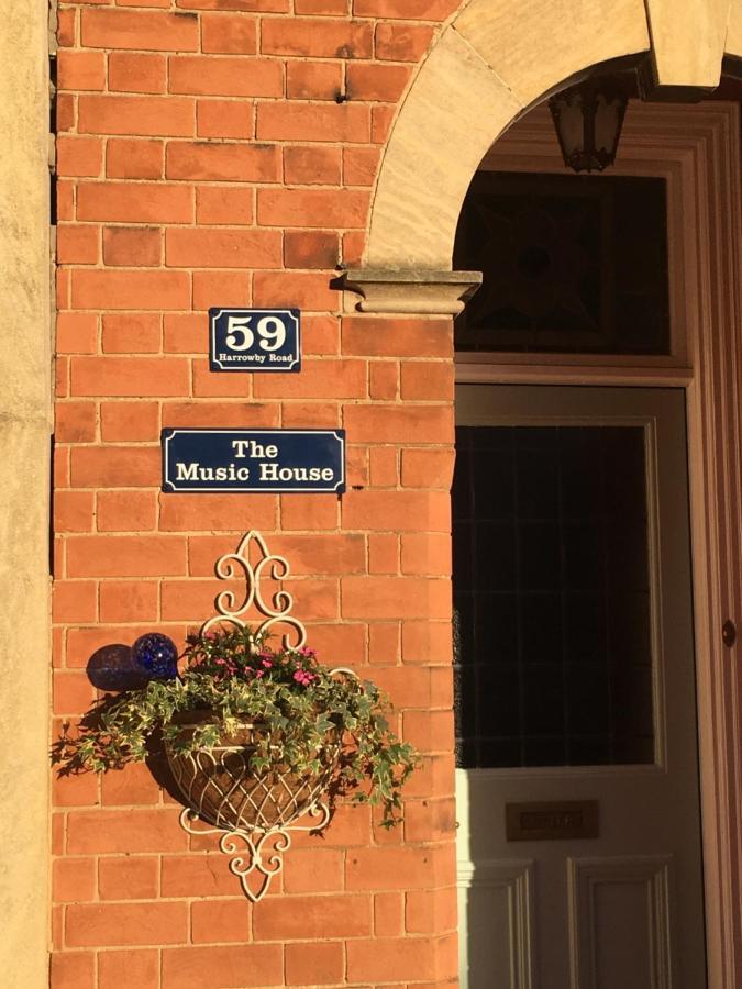 The Music House 4*